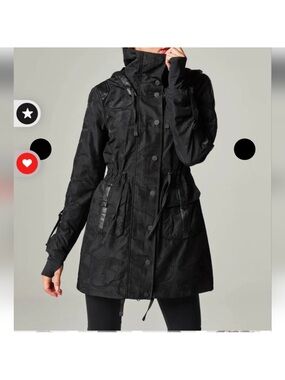 BLANC NOIR Black Explorer Anorak Jacket